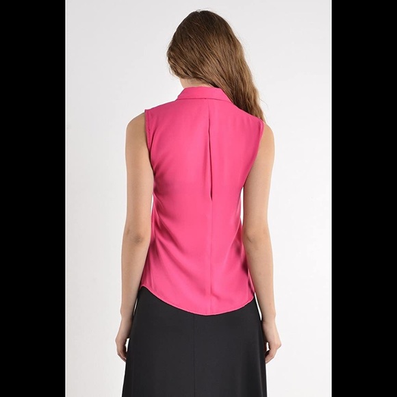 Women’s Sleeveless Blouse🌹🌹🌹 - Picture 2 of 4